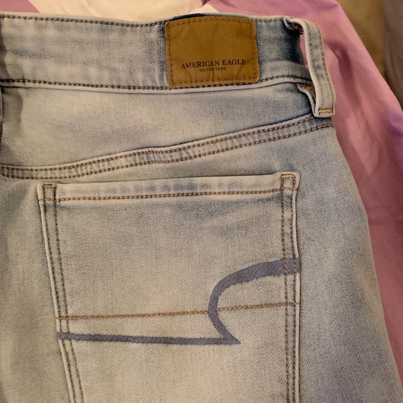 American Eagle Outfitters Denim - American eagle light wash jegging SIZE 4